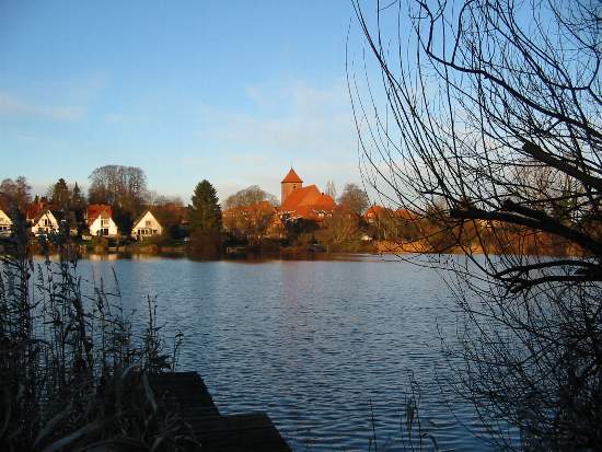 Kirchsee mit Stadtkirche